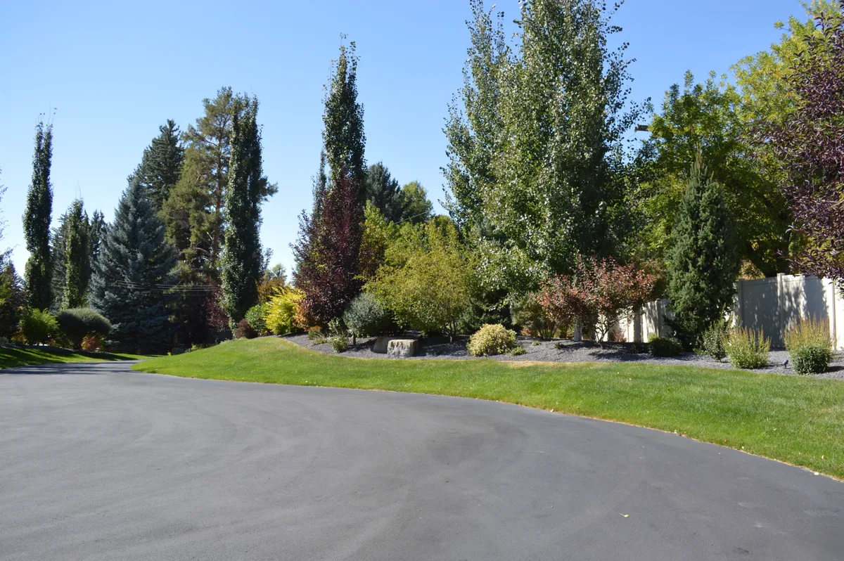 Lawn Care & Maintenance, Cache Valley
